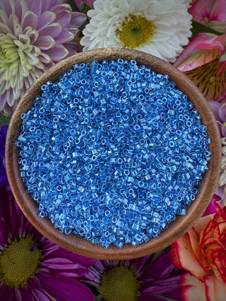 Size 11/0 Miyuki Delica- dbc0920 Hex Cut Sparkle Cerulean Blue Lined Crystal